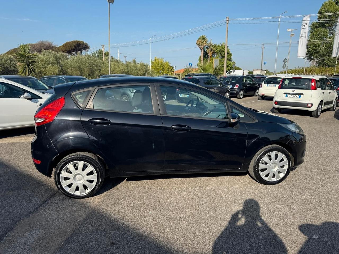 Ford Fiesta 1.4 BENZ 97CV AUTOMATICA 5P 2010