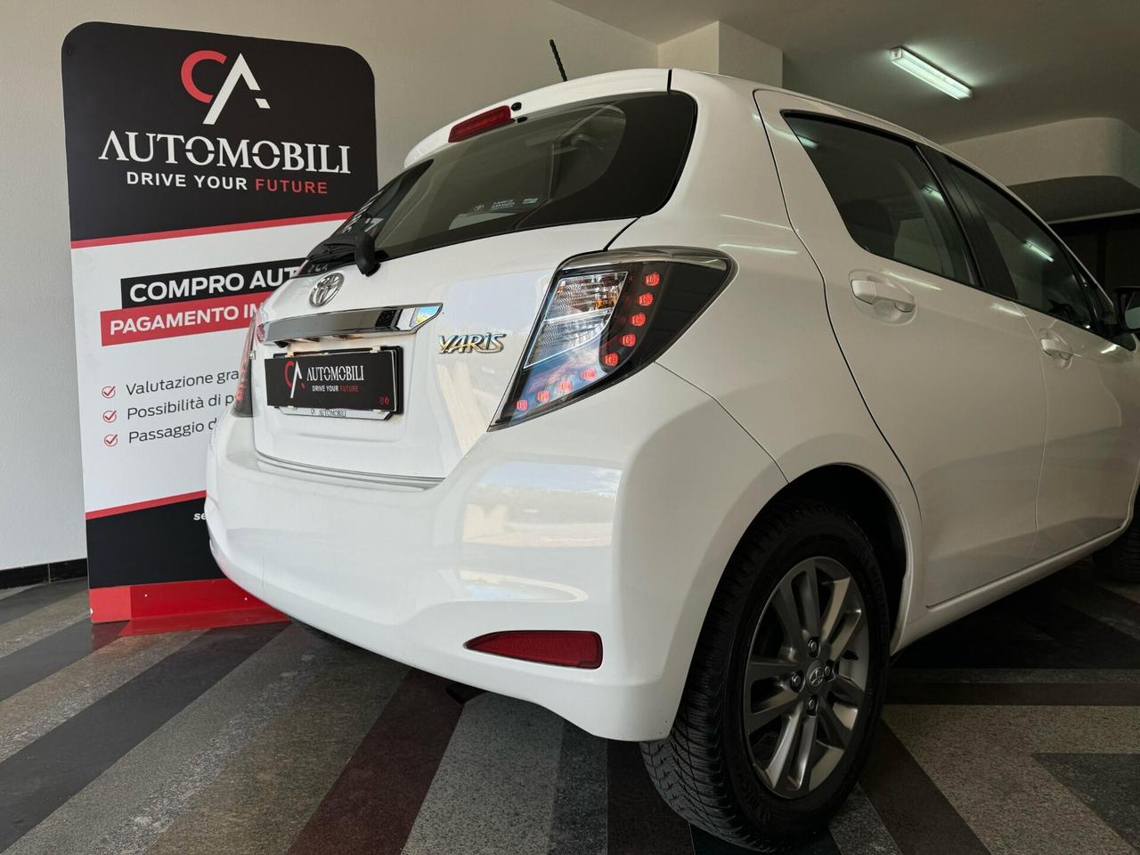 Toyota Yaris 1.0 5 porte Lounge