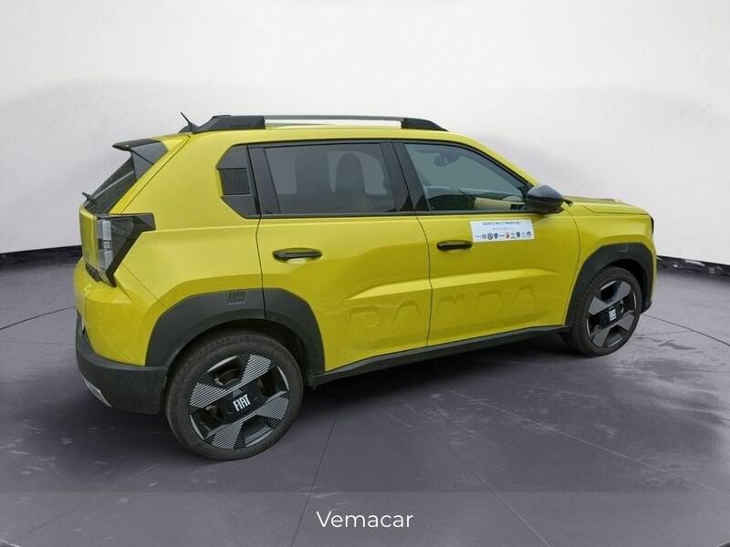 FIAT Grande Panda Elettrica La Prima 15mila km iva esposta