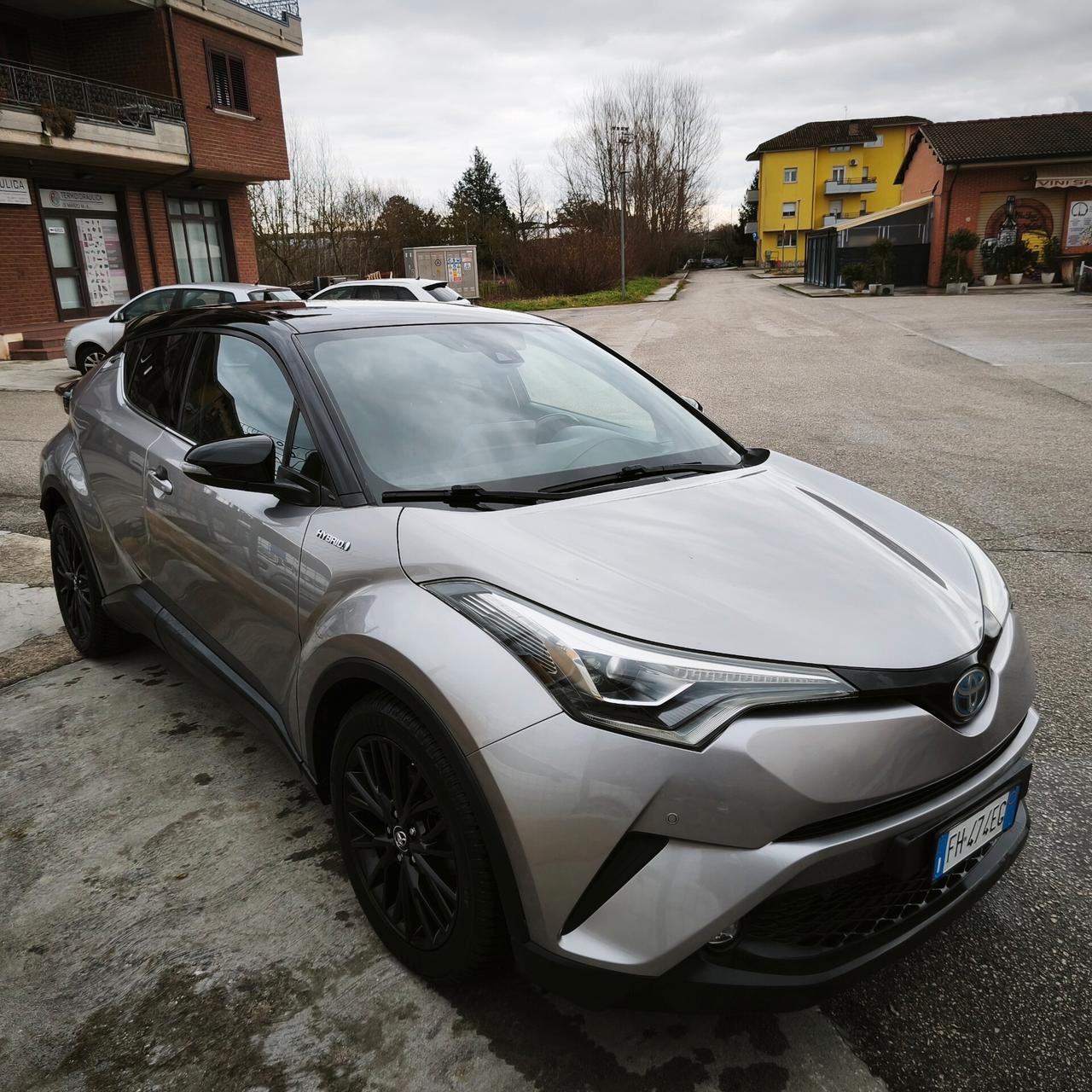 Toyota C-HR 1.8 Hybrid E-CVT Style