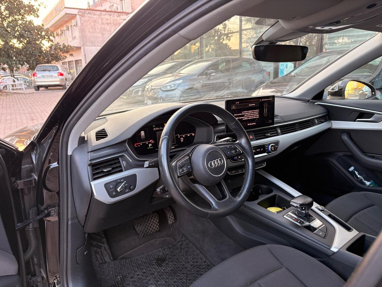 Audi A4 Avant 40 TDI S tronic line edition