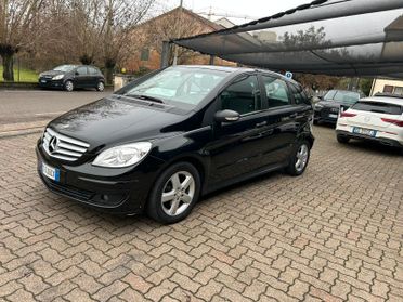 Mercedes Classe B B 180 cdi Sport OK NEOPATENTATO