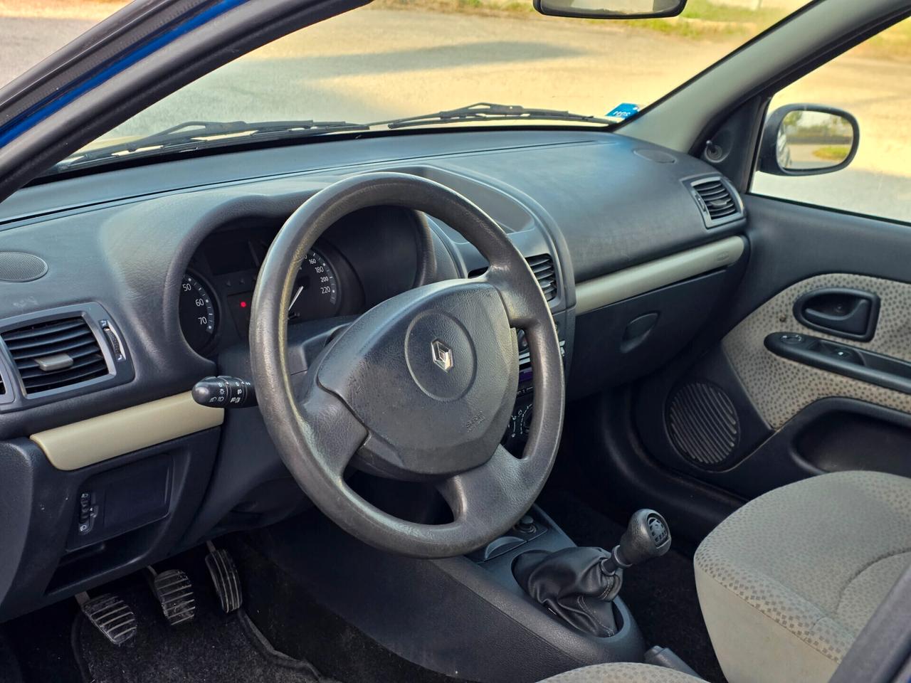Renault Clio 1.1 benzina 2005