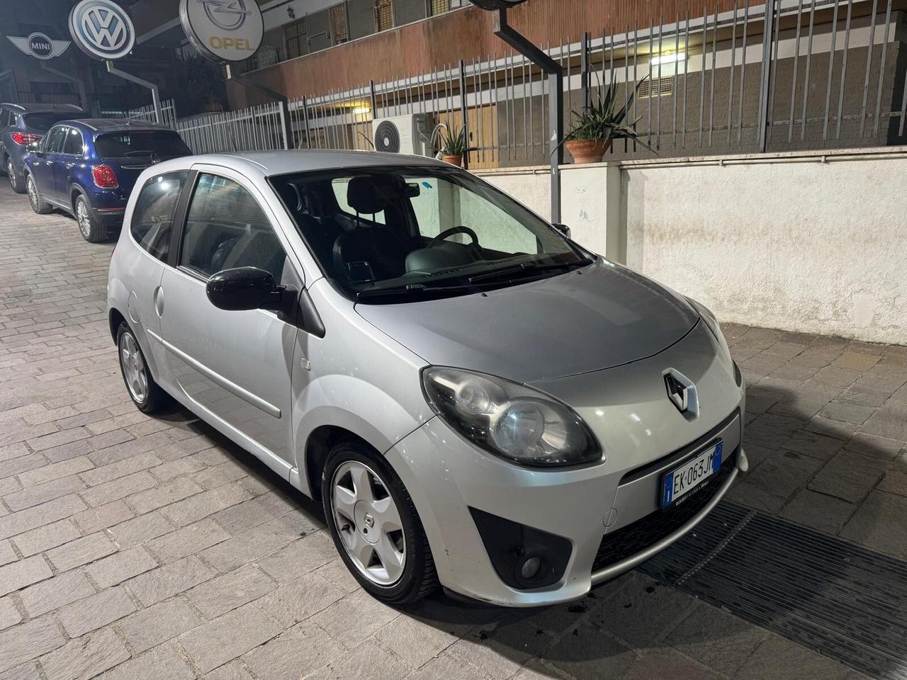 RENAULT Twingo 1.2 16V Dynamique