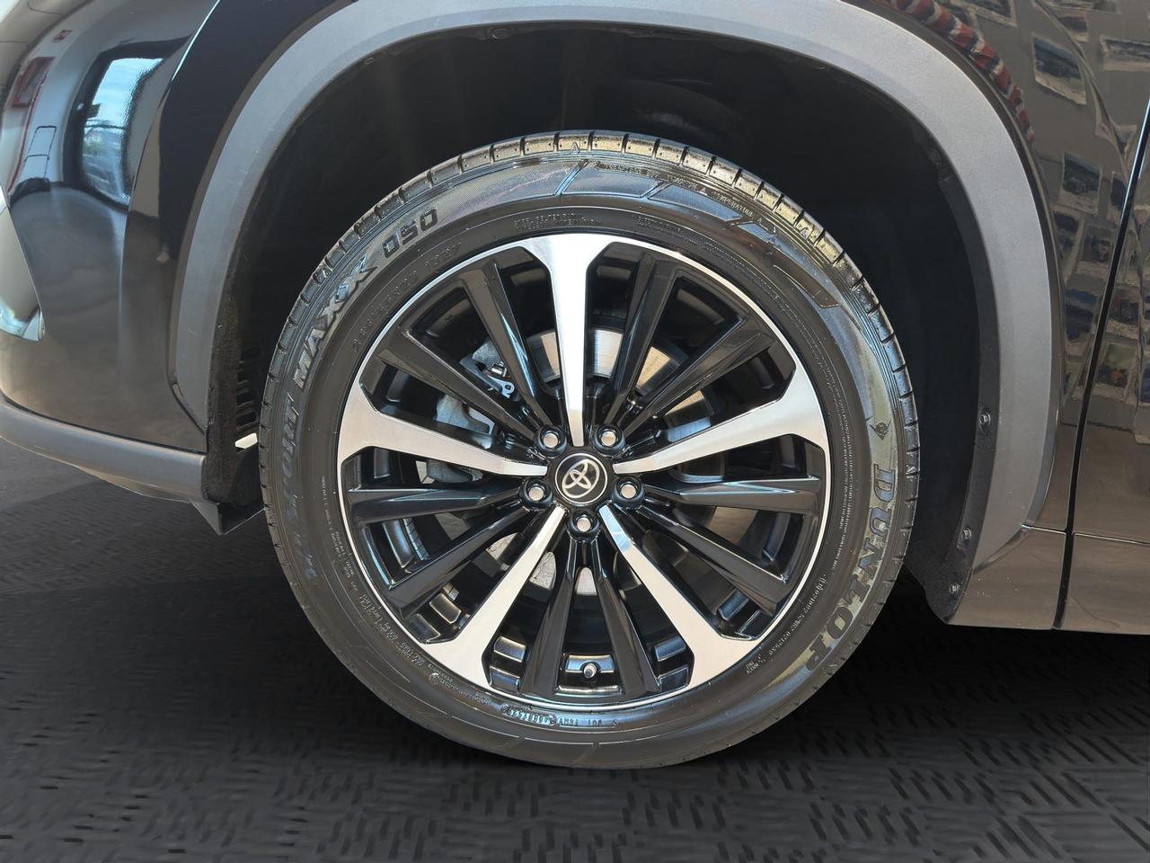 Toyota Highlander 2.5h Executive e-cvt