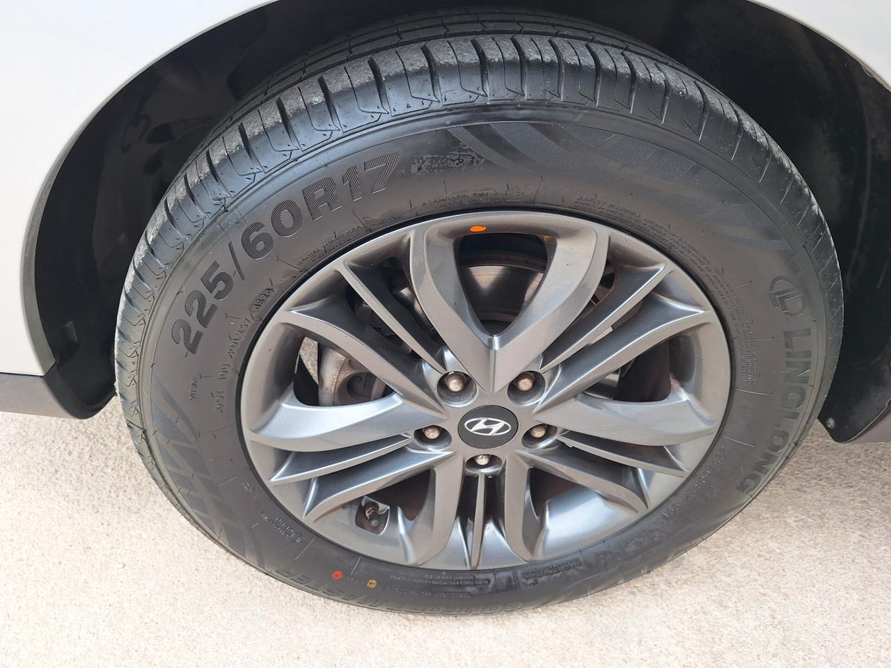 Hyundai iX35 1.7 CRDi 2WD Xpossible NAVI CAMERA 2015