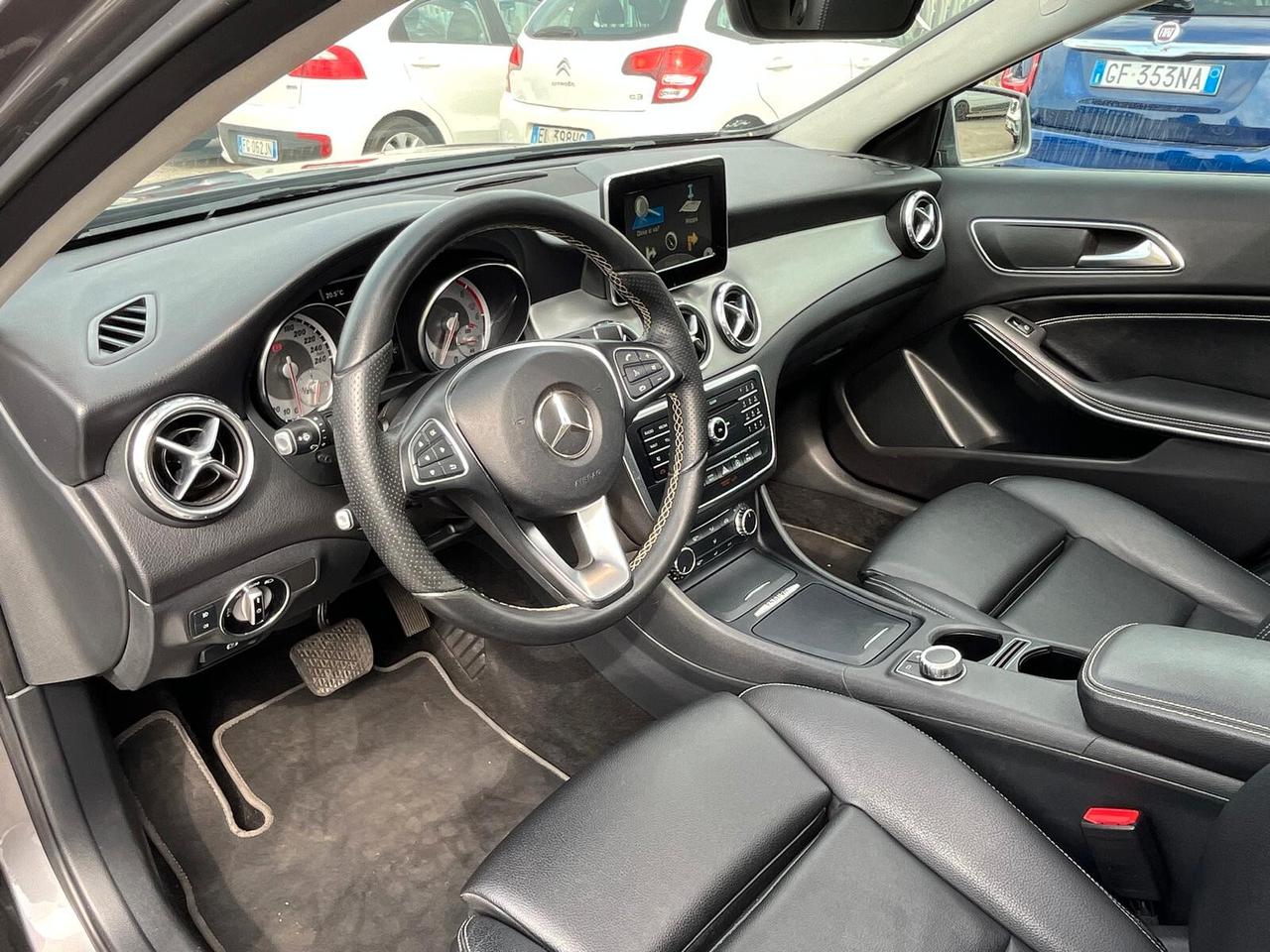 Mercedes-benz GLA 200 d Automatic