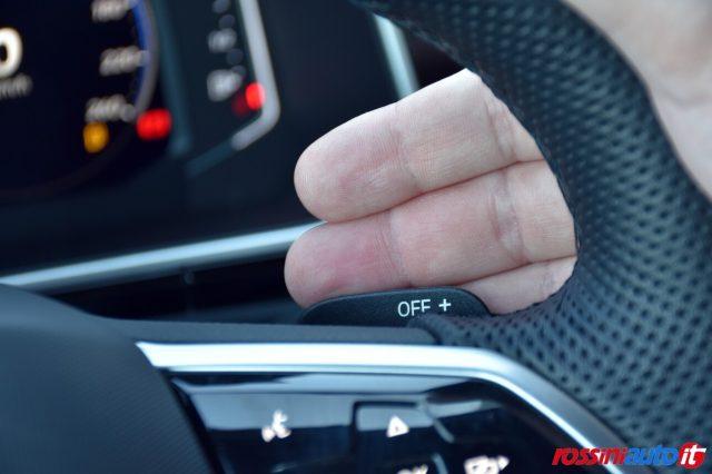 VOLKSWAGEN T-Roc 1.5 TSI 150 CV DSG R-LINE + TECH PACK + I.Q LED +