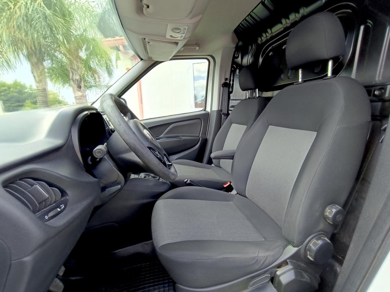 Fiat Doblò 1.6 MJT 105CV Cargo Maxi XL Lounge - 2019