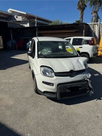 Fiat Panda 1.0 Hybrid 12/2023 incidentata sinistrata