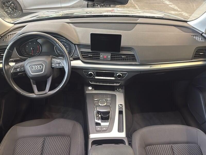 Audi Q5 35 TDI Business quattro S tronic