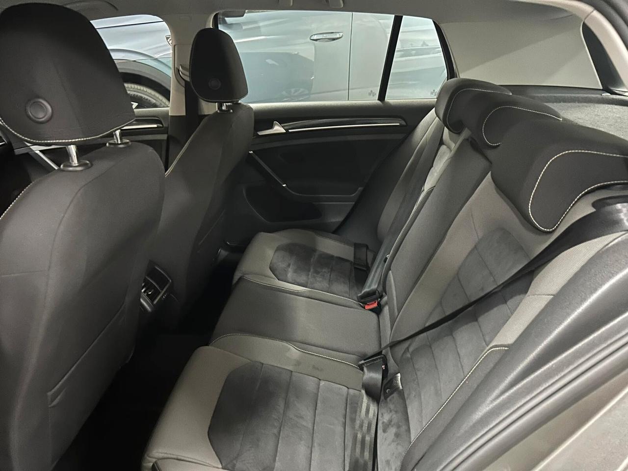 Volkswagen Golf 1.6 TDI 110 CV DSG 5p.