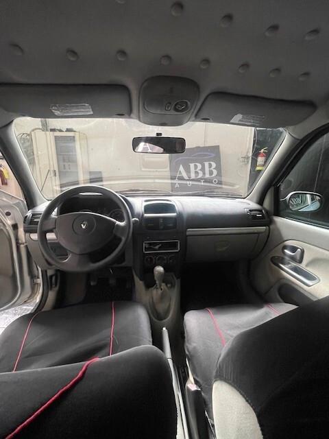 Renault Clio 1.2 75 CV – Ottime condizioni – Pronta all’uso