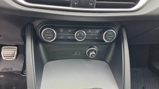 ALFA ROMEO Stelvio 2.0 Turbo 280 CV AT8 Q4 Veloce PERMUTE GANCIO TRAI