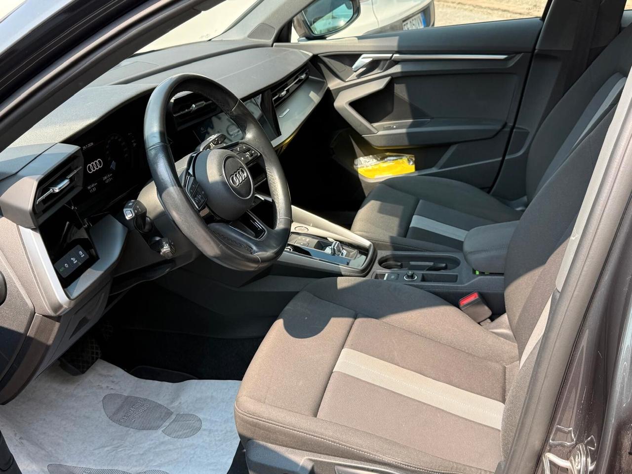 Audi A3 SPB 30 g-tron S tronic Business Advanced