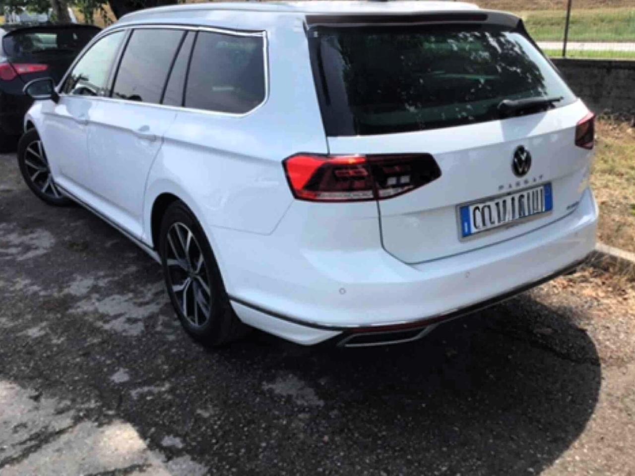 Volkswagen Passat Variant 2.0 TDI SCR 200 CV 4MOTION DSG Executive