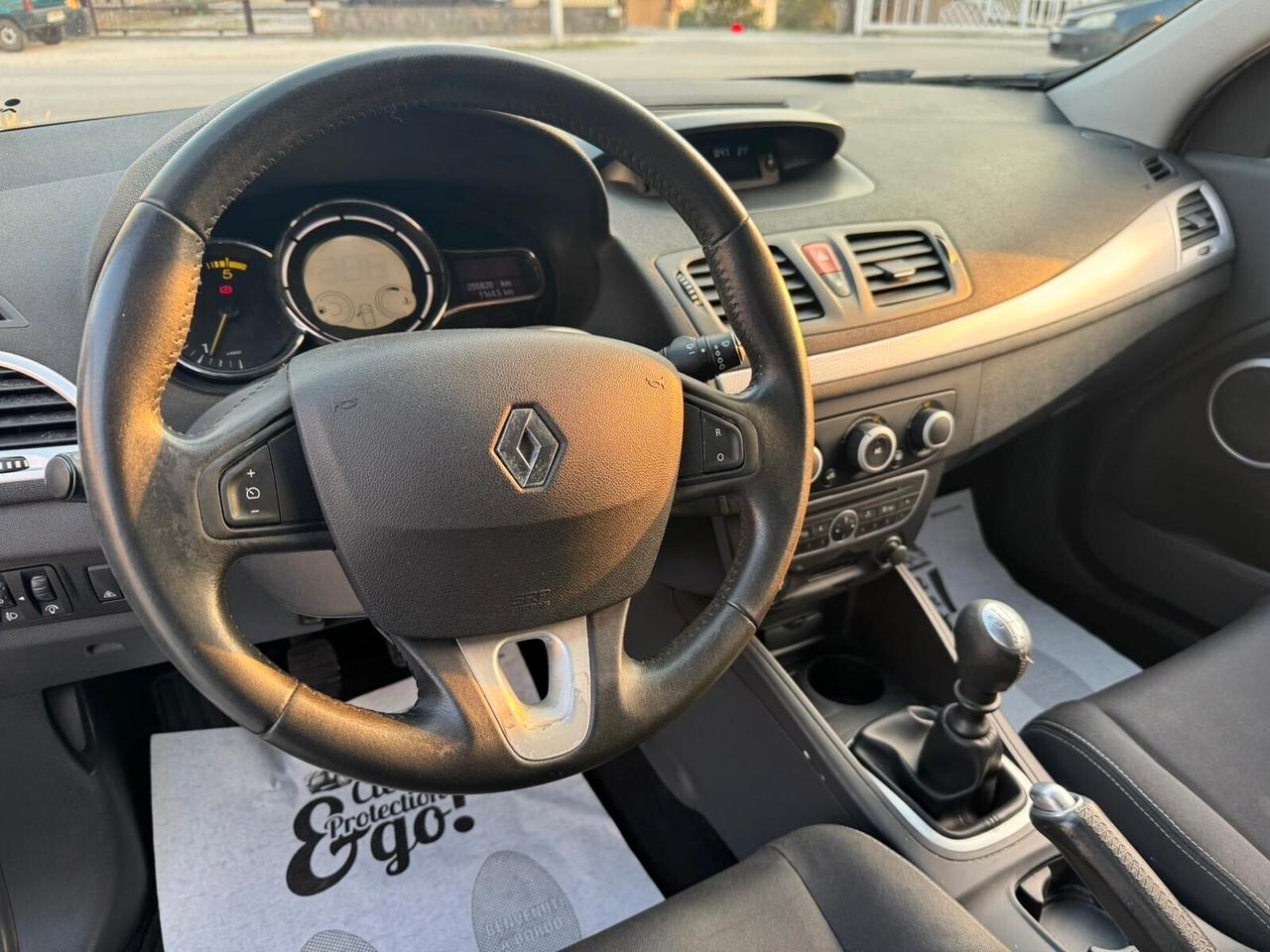 Renault Megane Mégane 1.5 dCi 110CV Luxe Garanzia