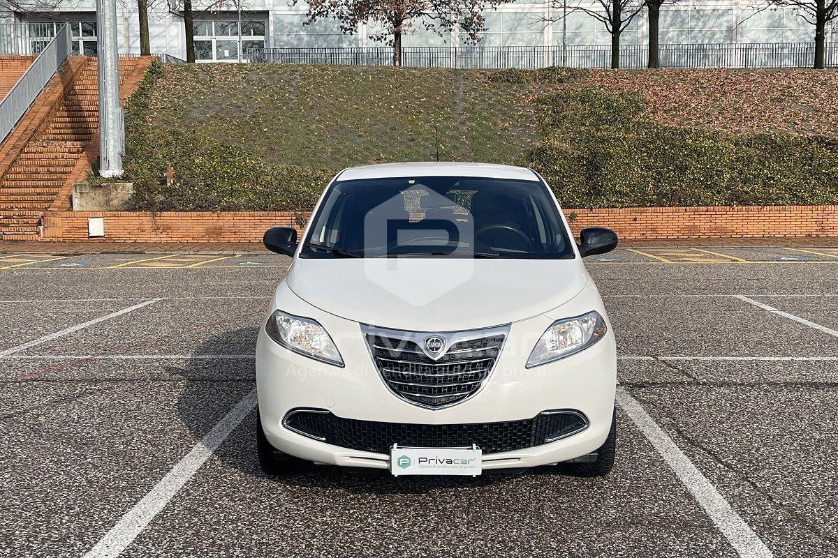 LANCIA Ypsilon 1.2 69 CV 5 porte Gold