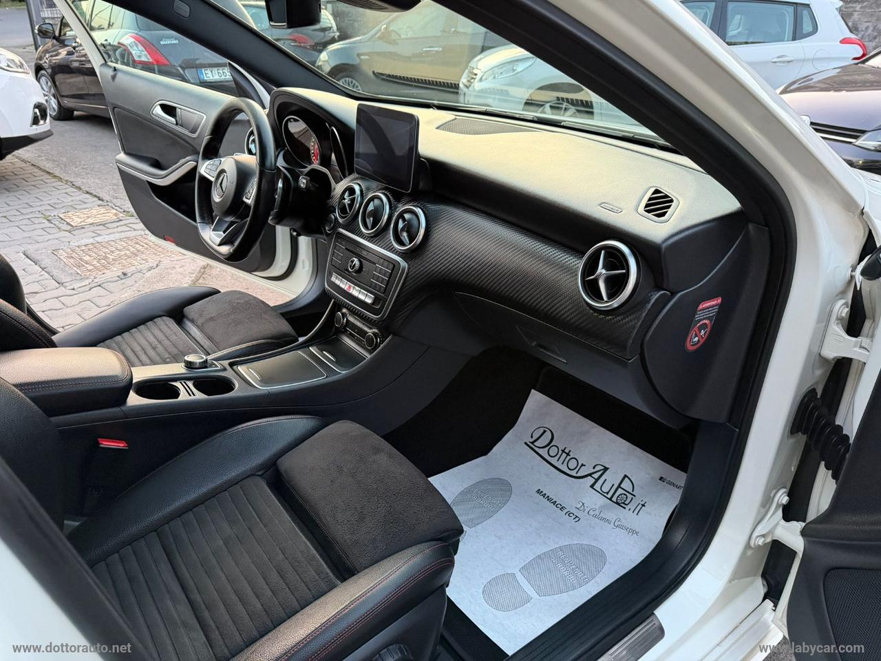 MERCEDES-BENZ A 200 d Automatic 4Matic Premium