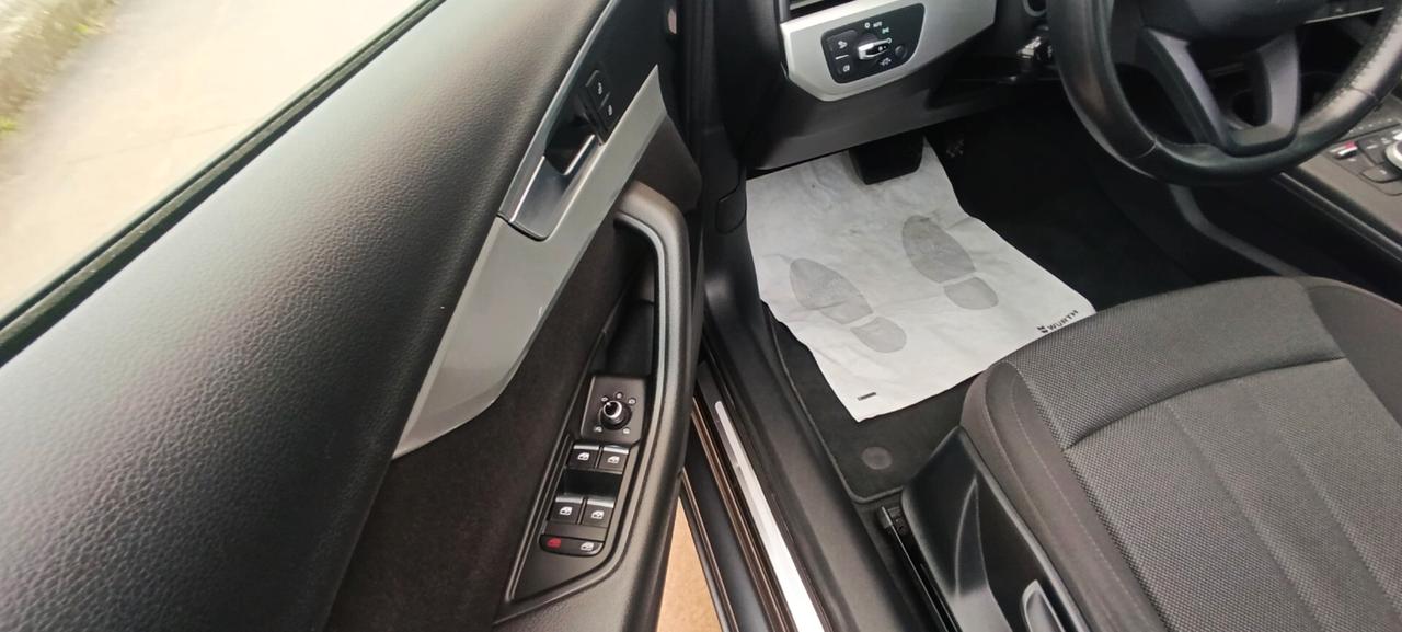 Audi A4 35 Avant 2.0 TDI 150 CV ultra S tronic Business