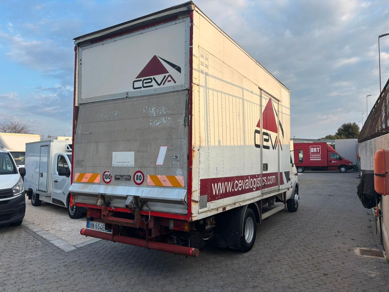 Iveco Daily 59C12 GEMELLATO CON SPONDA – CASSA GRANDE – Patente C