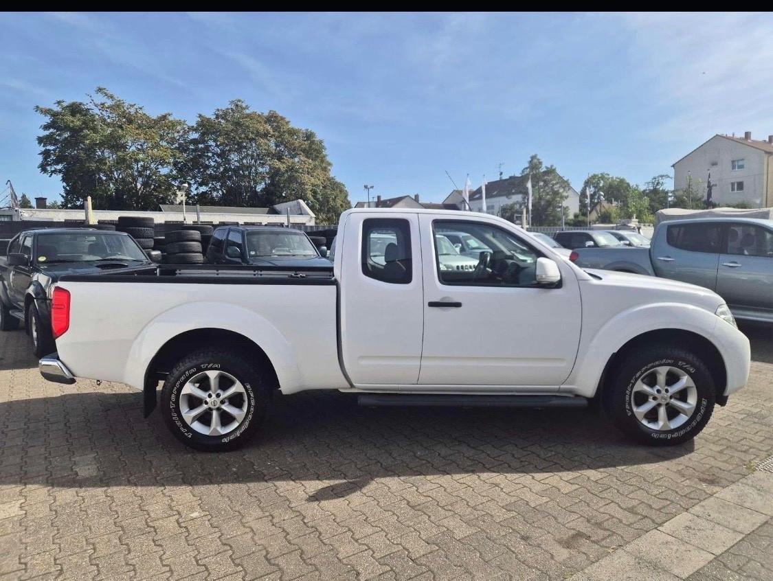 Nissan Navara 2.5 dCi 190CV 2 porte King Cab Sport