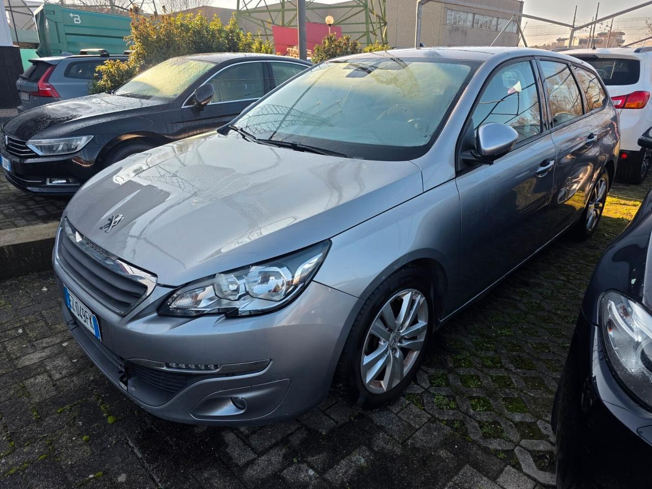 Peugeot 308 BlueHDi 1.6 92cv garantita 12 mesi