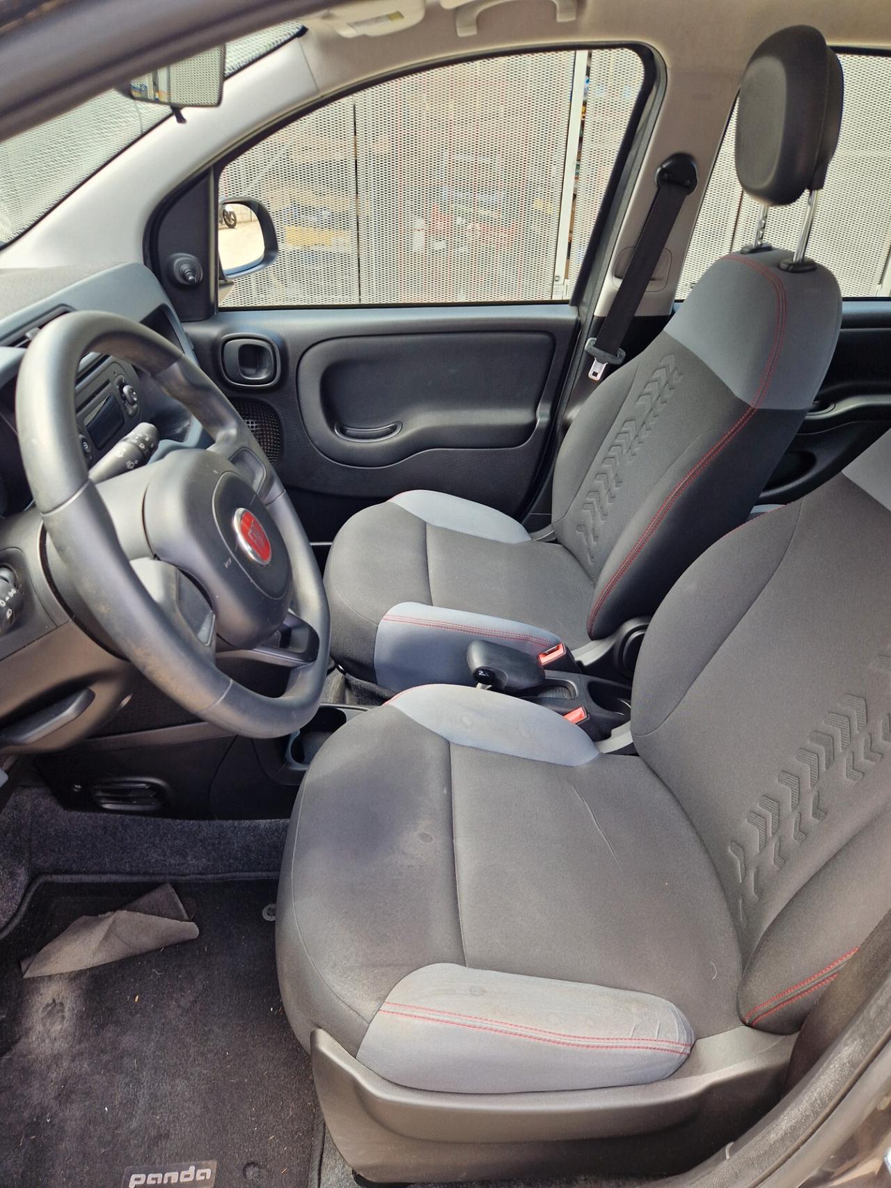 Fiat Panda 1.2 Benz 69CV - 2017