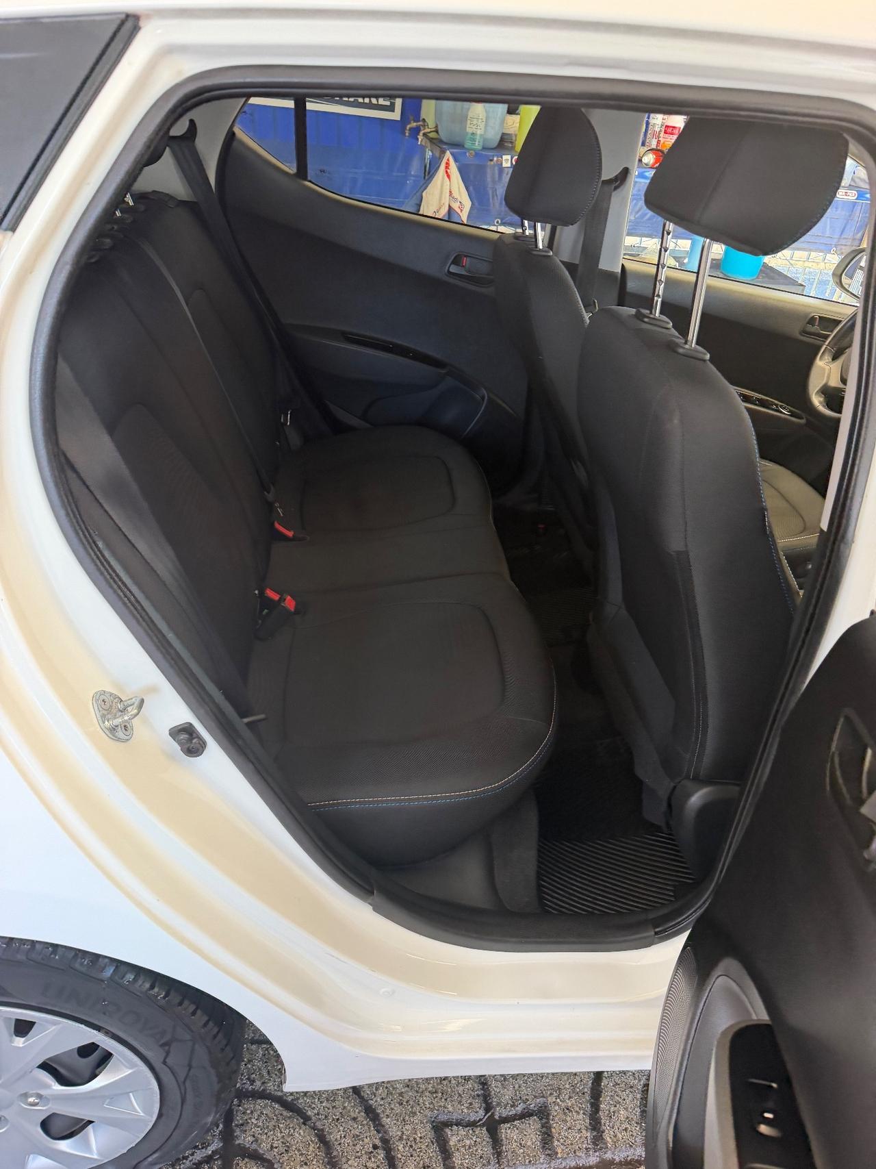 Hyundai i10 1.0 MPI Sound Edition