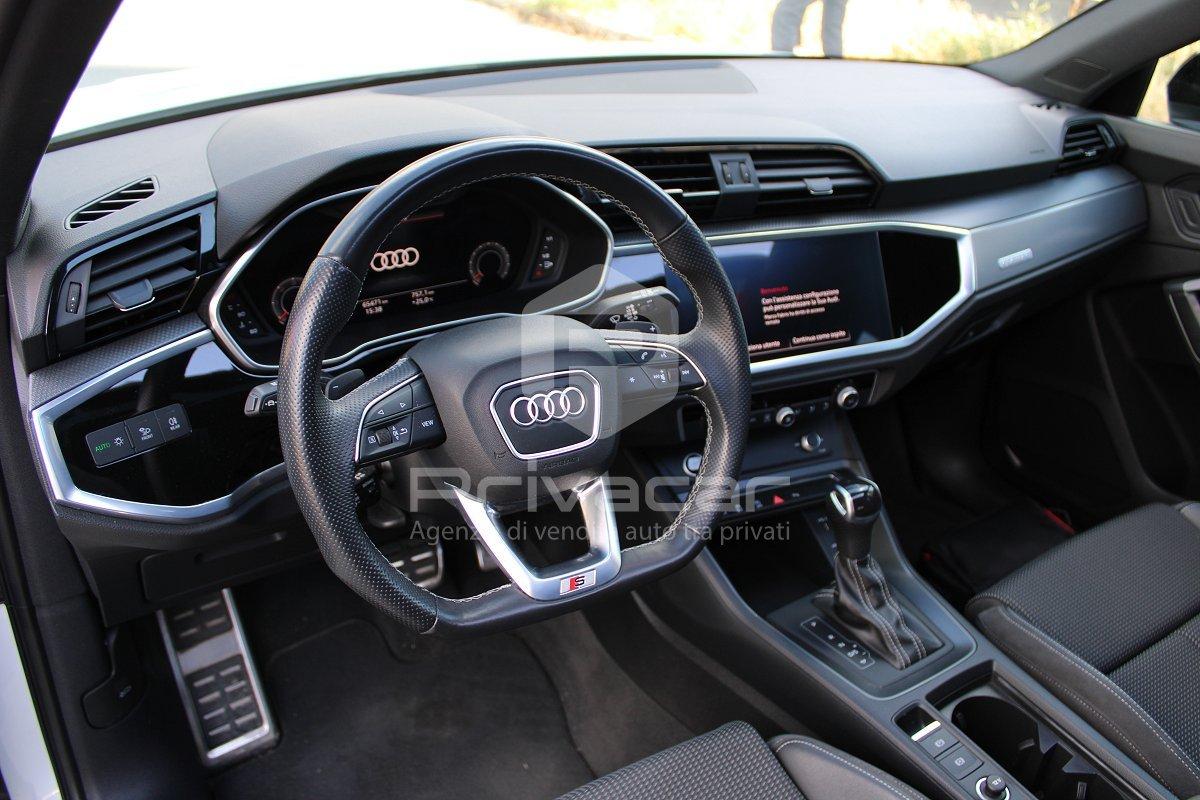 AUDI Q3 40 TDI quattro S tronic S line edition