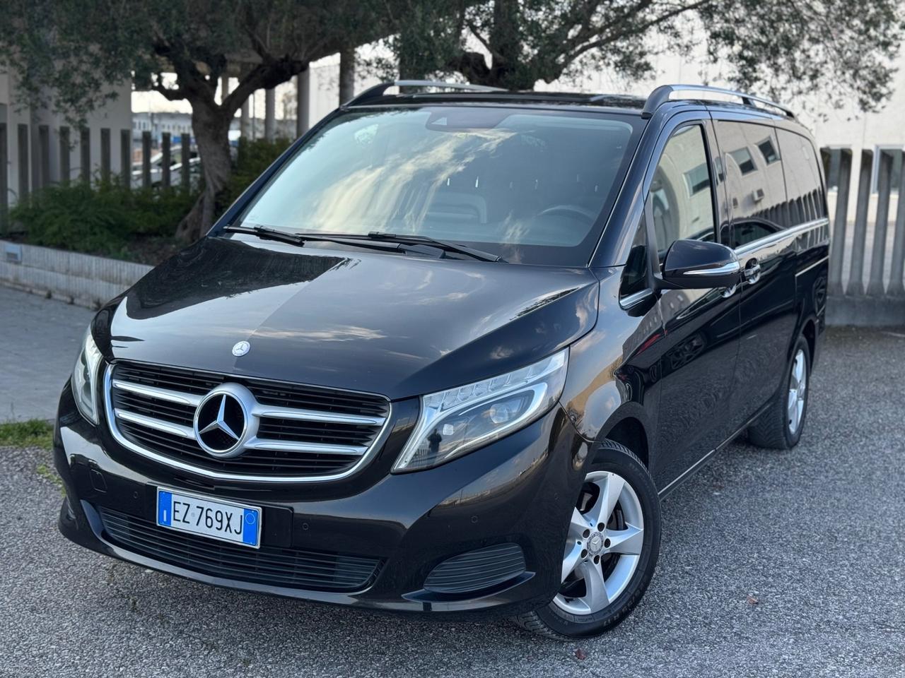 Mercedes V 220 CDI Premium Long 8 Posti
