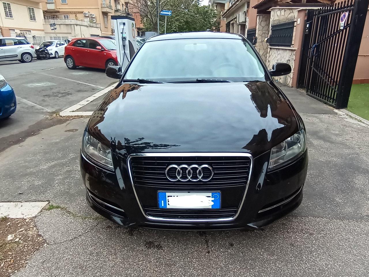 Audi A3 SPB 1.6 TDI 105 CV CR Attraction