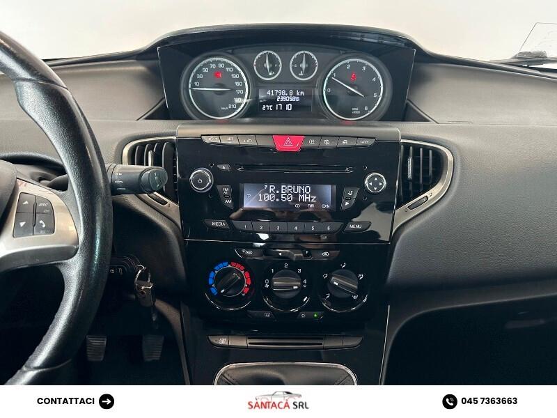 Lancia Ypsilon 1.2 69 CV 5 porte Platinum