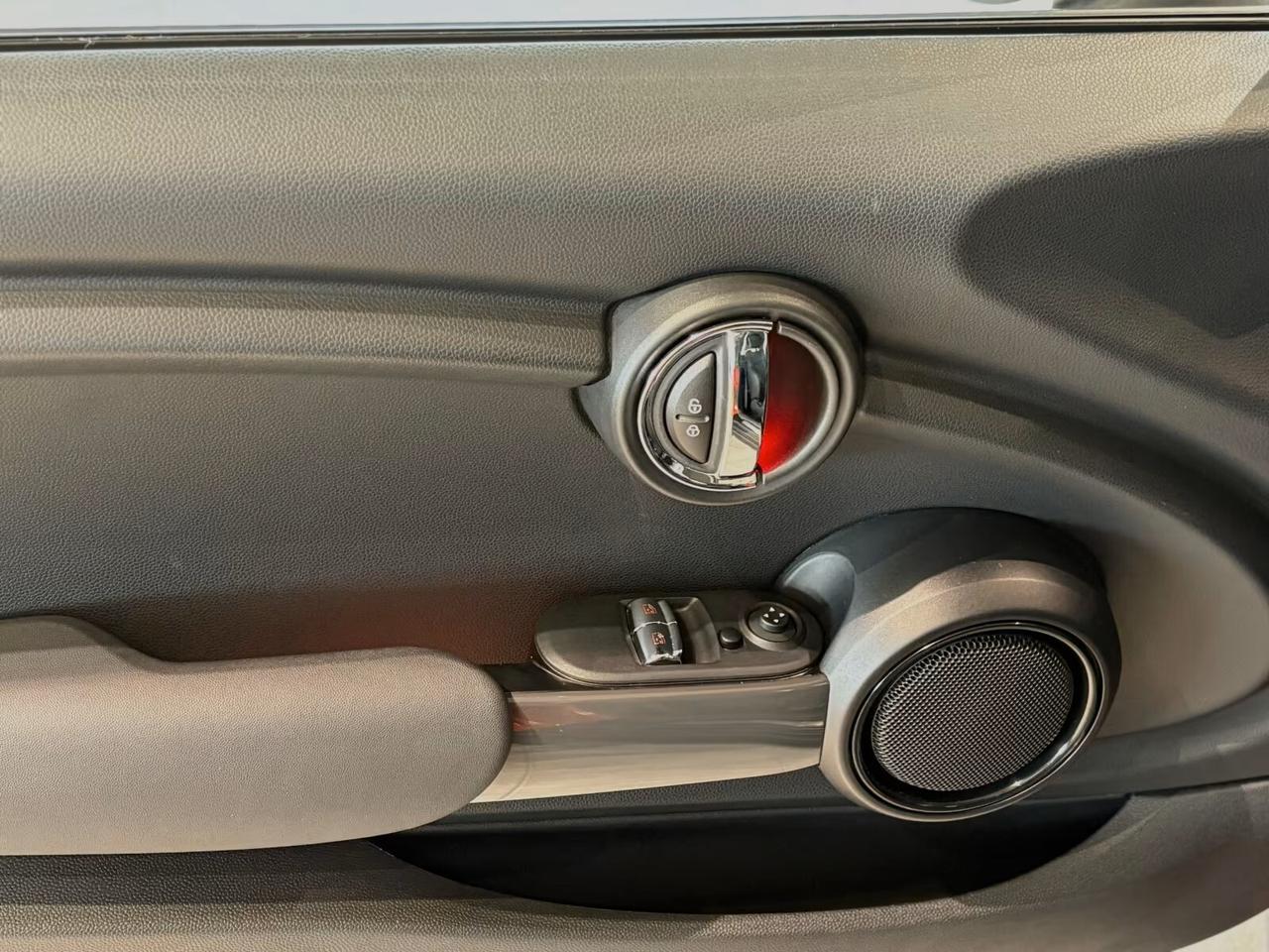 Mini Mini 1.5 102 CV LED SEDILI SPORTIVI SENSORI DI PARCHEGGIO