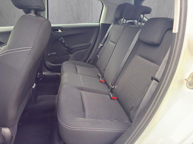 Peugeot 208 208 5p 1.2 PTech 82cv Active