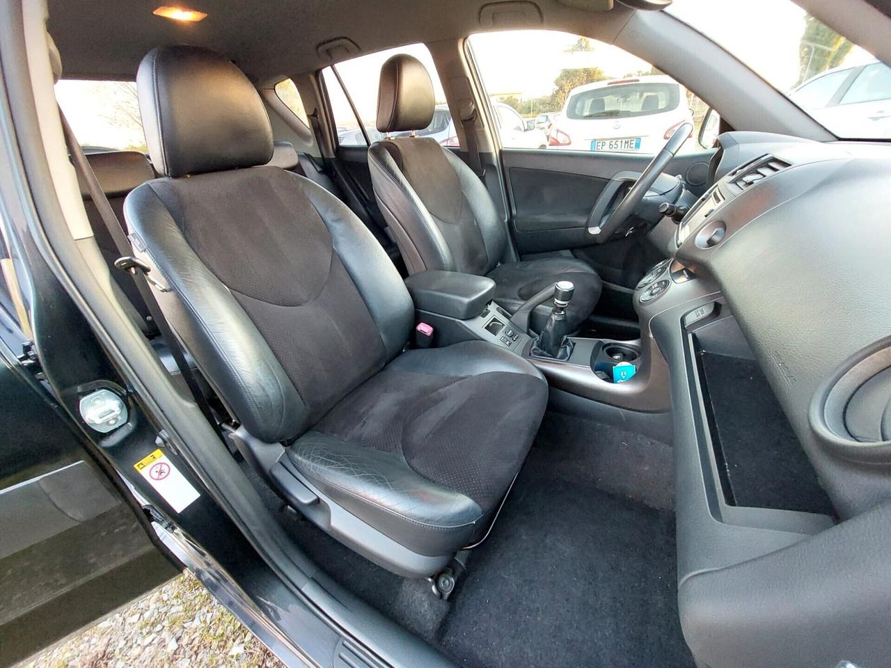 Toyota RAV 4 RAV4 Crossport 2.2 D-4D 150 CV Lounge