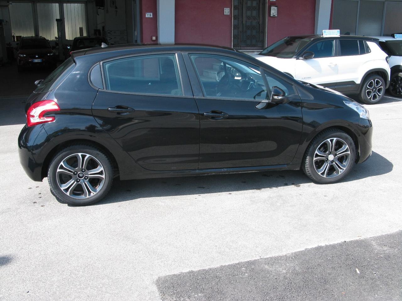 Peugeot 208 1.4 HDi 68 CV 5 porte Active