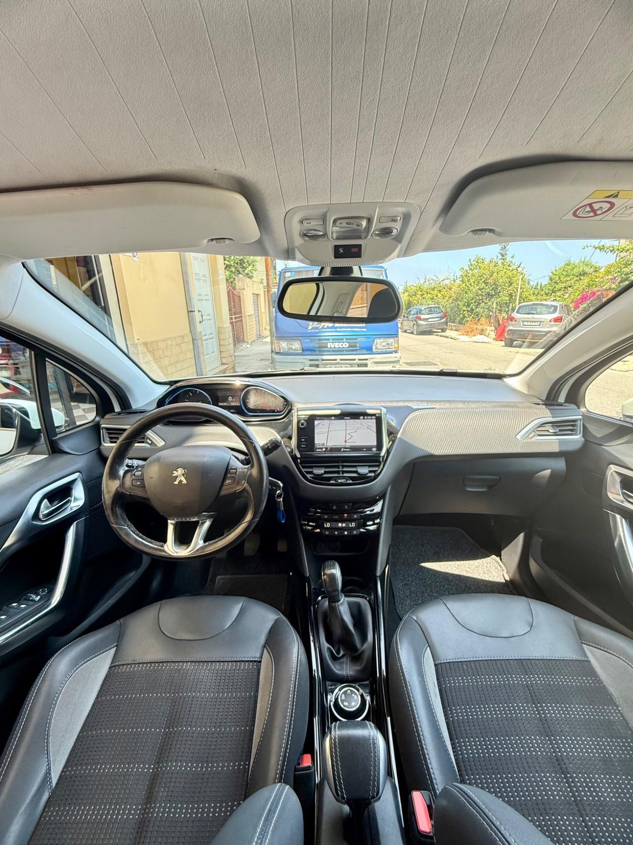 Peugeot 2008 BlueHDi 100 Allure
