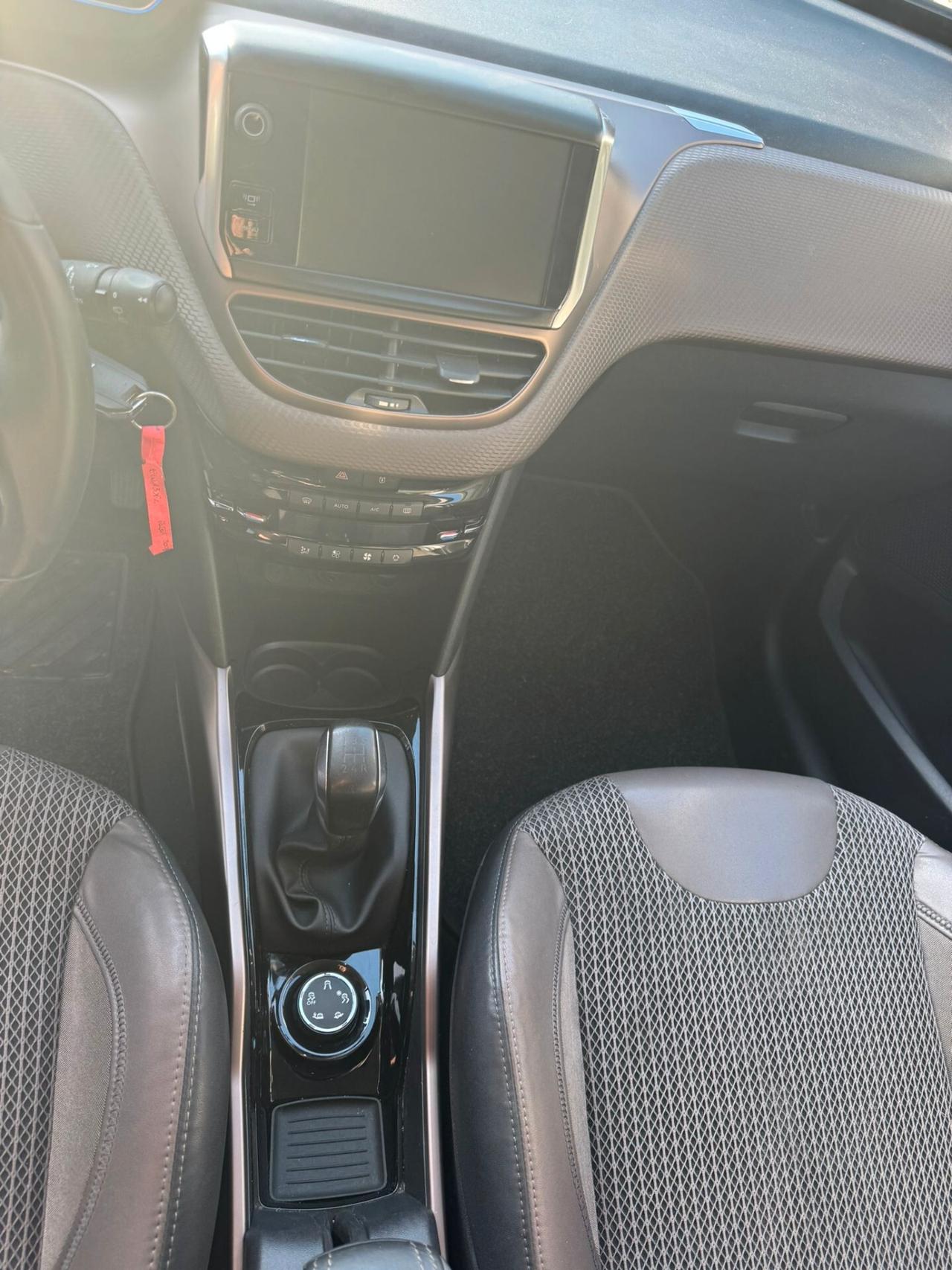 Peugeot 2008 1.6 e-HDi 92 CV Stop&Start Allure