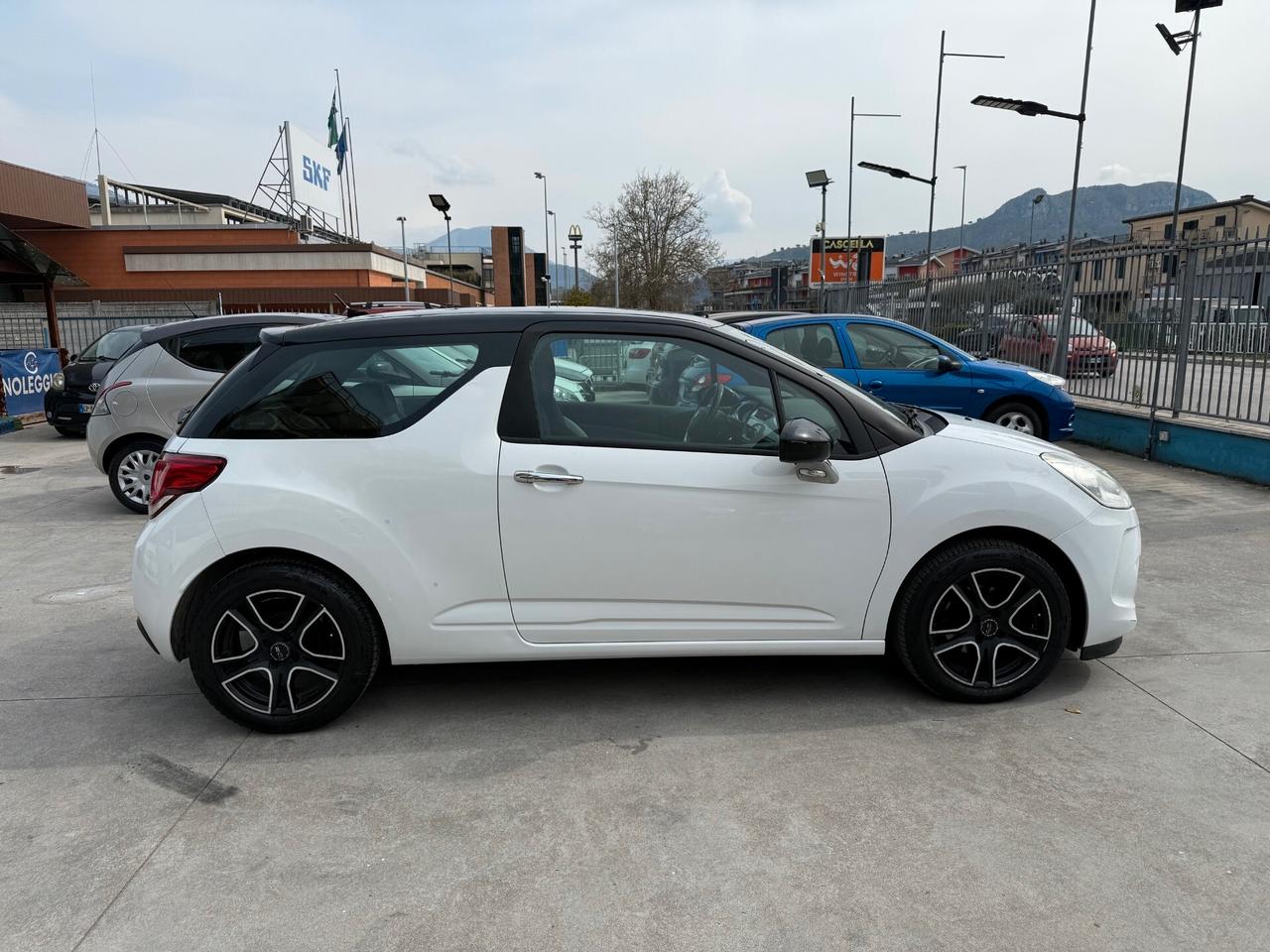 DS3 1.4 DIESEL 68CV ANNO 2010-OK NEOPATENTATI