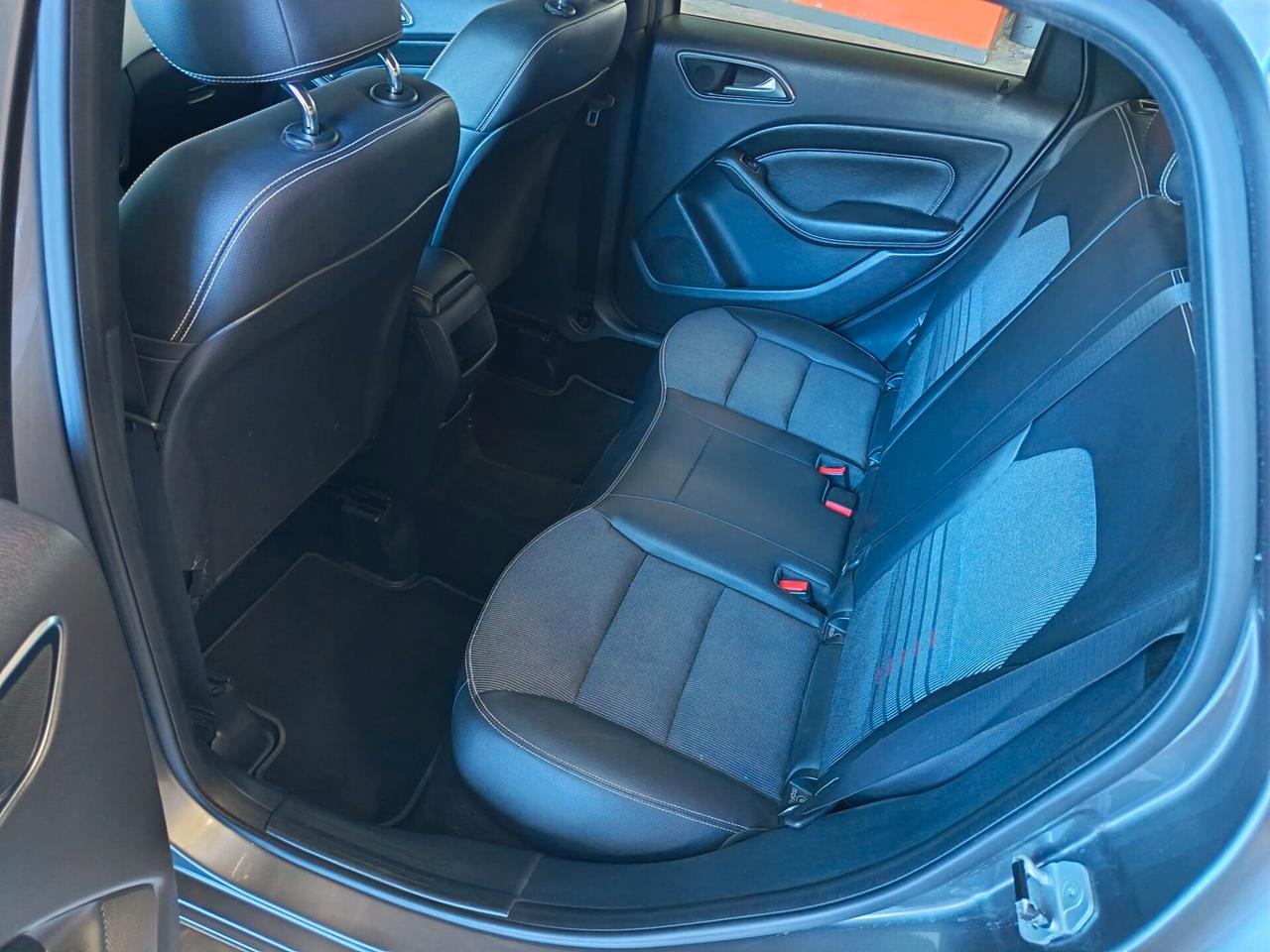 MERCEDES CLASSE B 2016 180 CDI PREMIUM AUTOMATICA 7G – EURO 6 – UNICO PROPRIETARIO – GARANZIA 12 MESI