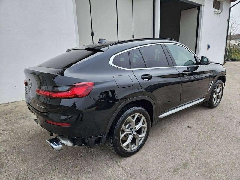 BMW X4 xdrive20d mhev 48V auto - START - INCIDENTATA