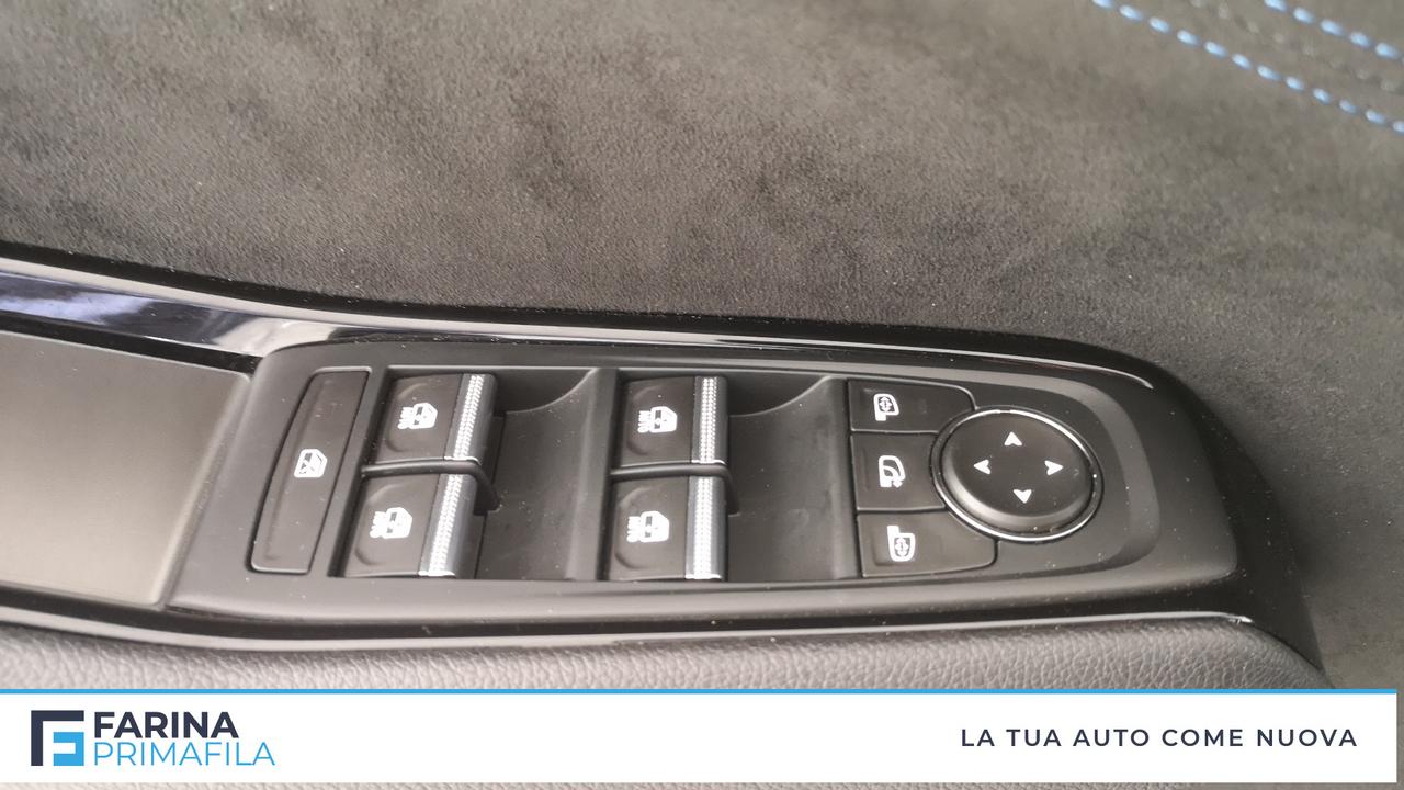 RENAULT Austral 2023 - Austral 1.2 E-Tech full hybrid Iconic Esprit Alpine 200cv auto