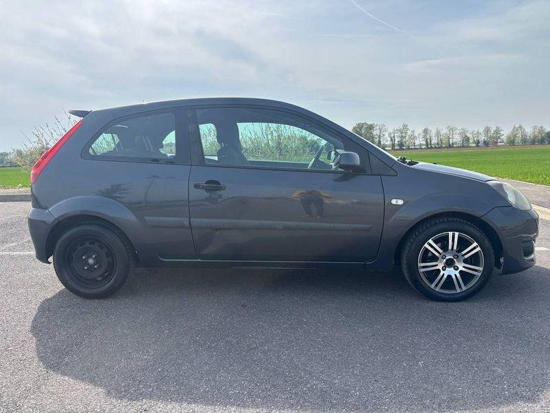 Ford Fiesta NEOP. 1.6 Diesel 90cv