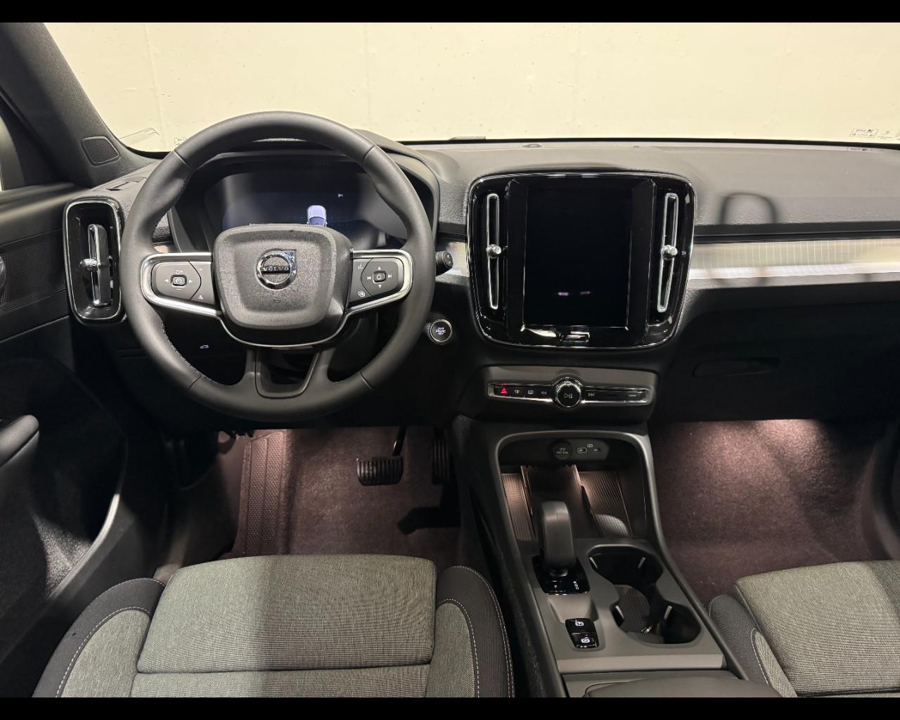 VOLVO XC40 GEARTRONIC B3 CORE