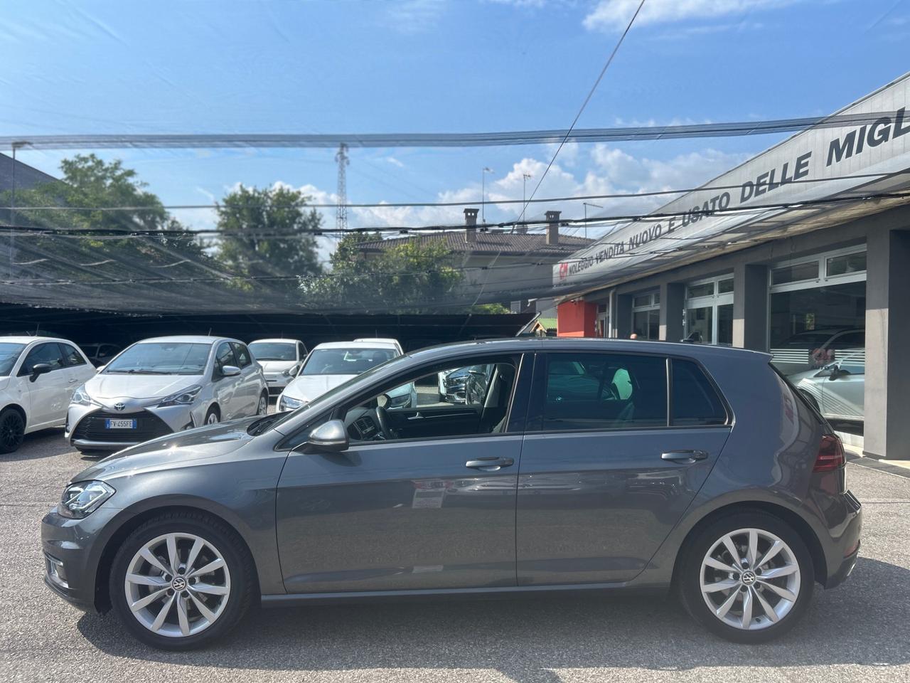 Volkswagen Golf 5p 1.6 tdi Executive 115cv