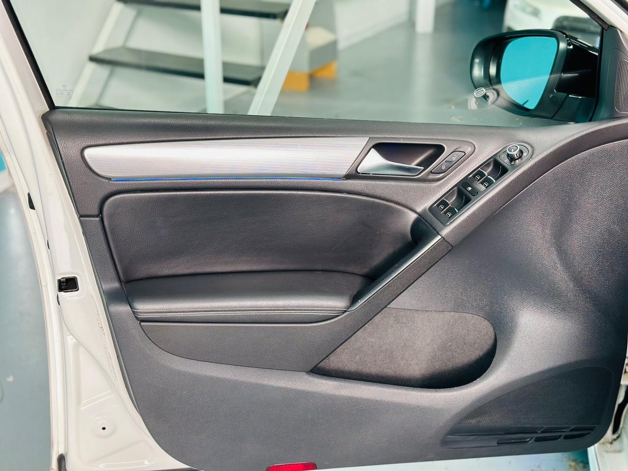 Volkswagen Golf 6 R 2.0 TSI DSG 4motion 270cv