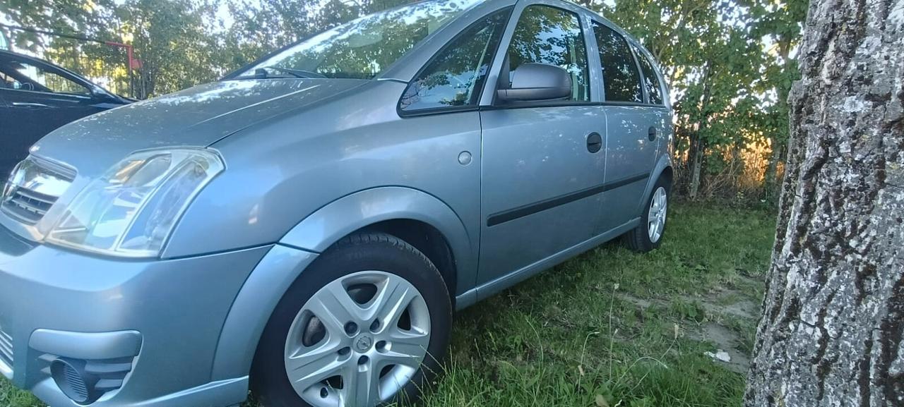 Opel Meriva 1.4 16V Cosmo