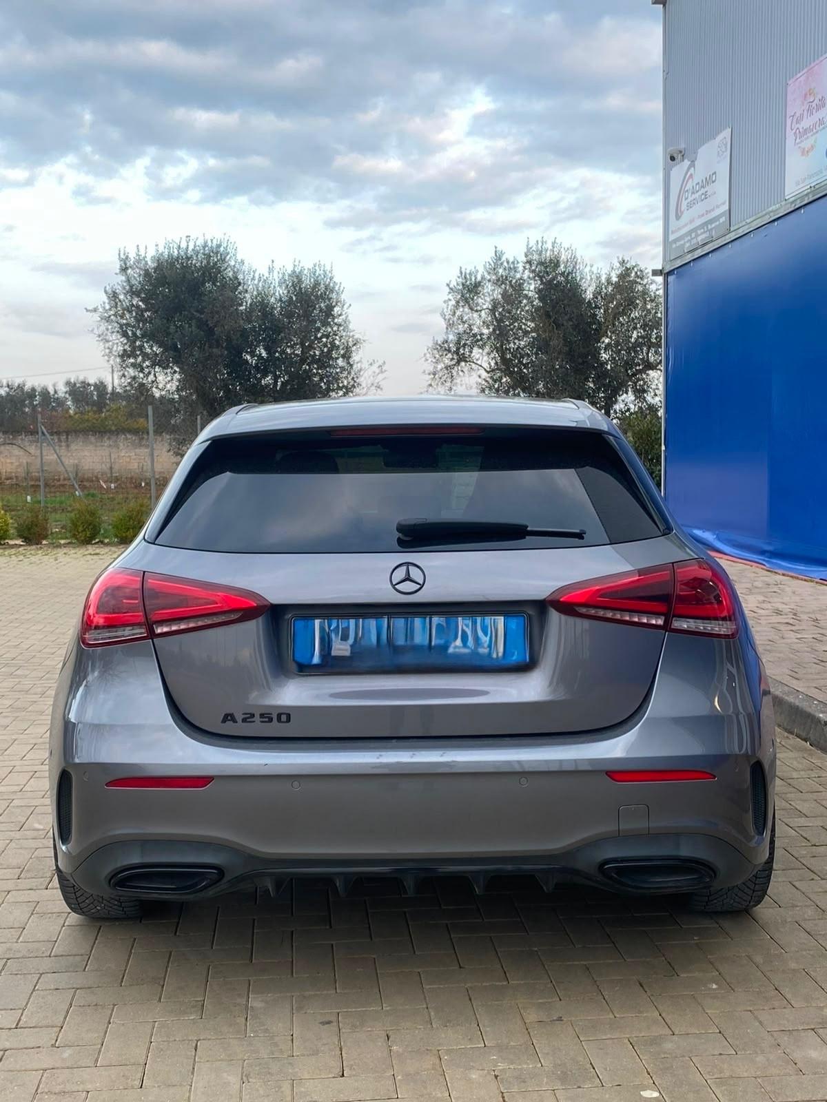 Mercedes-benz A 250 4Matic Automatic Premium