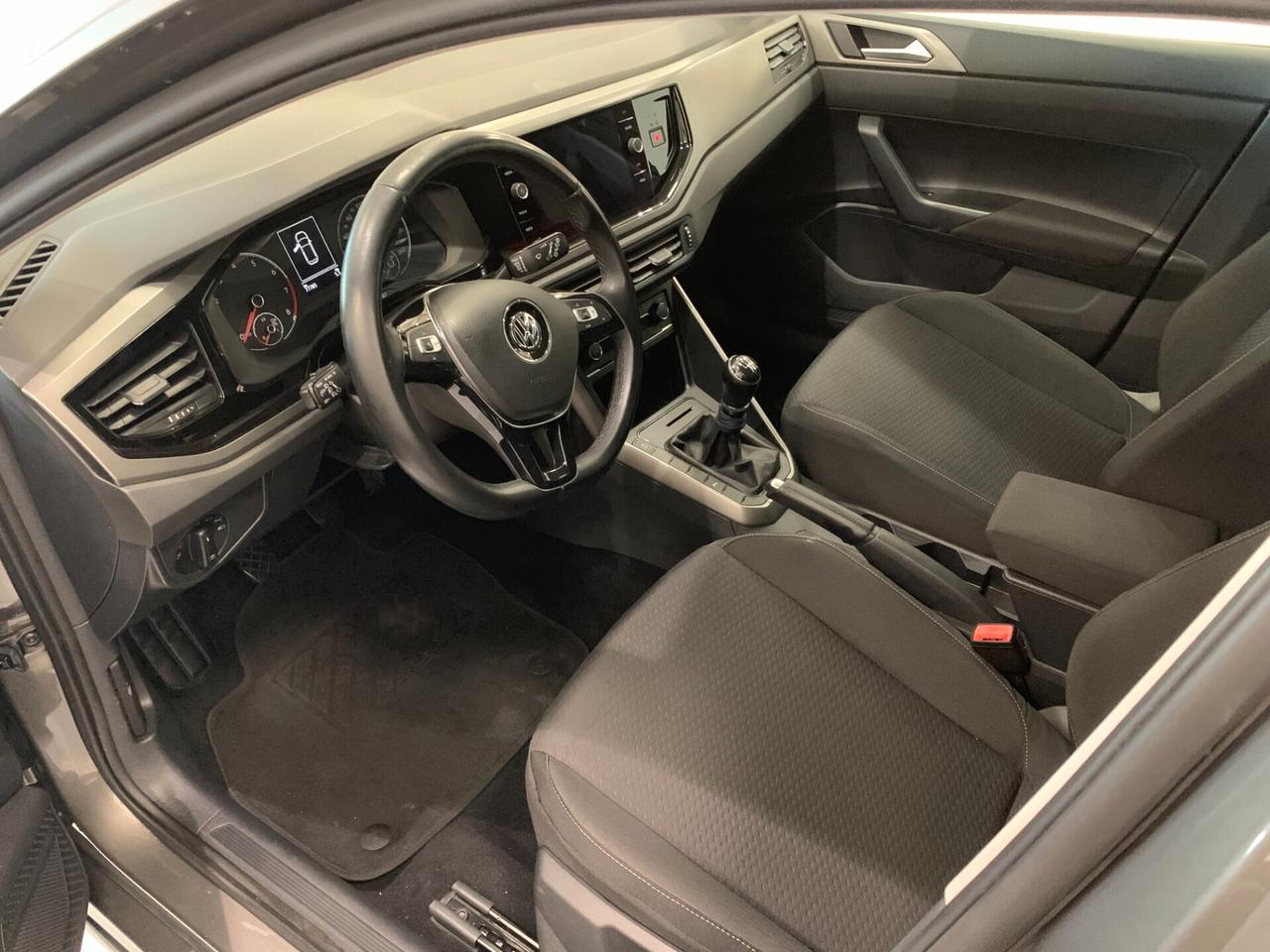 VOLKSWAGEN POLO 1.0 B/MET. - OK NEOPATENTATI